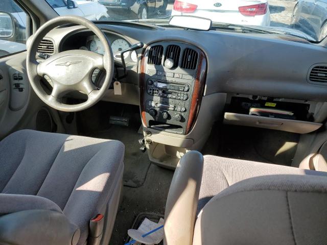 Photo 8 from auction – 2001 CHRYSLER TOWN & COU with VIN 2C4GP44381R324293