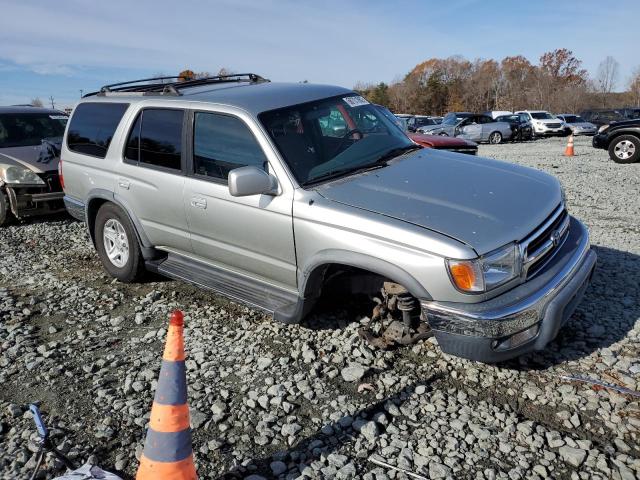 Photo 4 from auction – 2000 TOYOTA 4RUNNER SR with VIN JT3GN86R5Y0149556