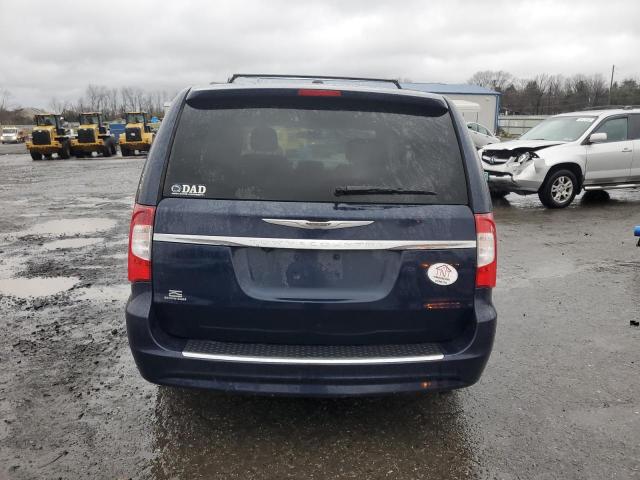 Photo 6 from auction – 2016 CHRYSLER TOWN & COU with VIN 2C4RC1BG0GR189022
