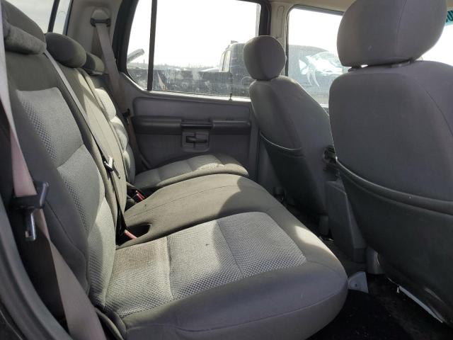 Photo 11 from auction – 2005 FORD EXPLORER S with VIN 1FMZU67K75UB28348