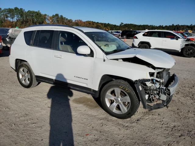 Photo 4 from auction – 2015 JEEP COMPASS LA with VIN 1C4NJDEB8FD189731