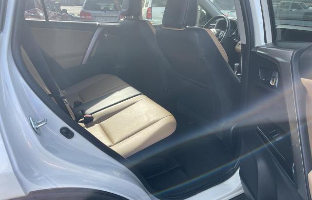 Photo 6 from auction – 2018 TOYOTA RAV4 LIMIT with VIN JTMYFREV5JD120655