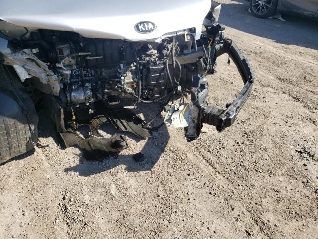 Photo 12 from auction – 2015 KIA SOUL with VIN KNDJN2A26F7782533