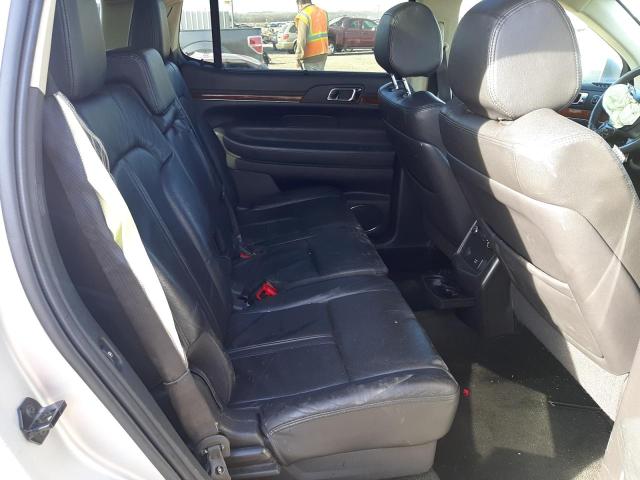 Photo 11 from auction – 2016 LINCOLN MKT with VIN 2LMHJ5FK5GBL01801
