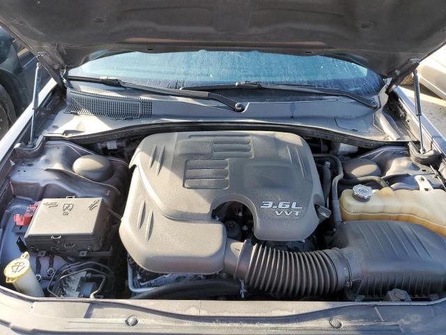 Photo 11 from auction – 2017 CHRYSLER 300 LIMITE with VIN 2C3CCAAGXHH661861