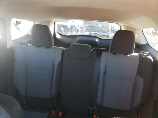 Photo 10 from auction – 2017 FORD ESCAPE S with VIN 1FMCU0F76HUE54744