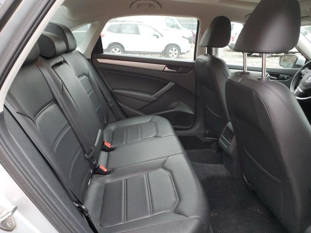 Photo 10 from auction – 2015 VOLKSWAGEN PASSAT S with VIN 1VWAT7A36FC114537
