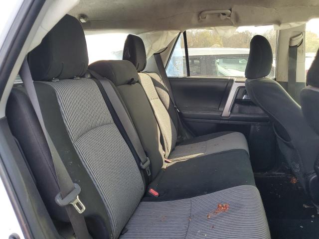Photo 11 from auction – 2015 TOYOTA 4RUNNER SR with VIN JTEBU5JR9F5253980