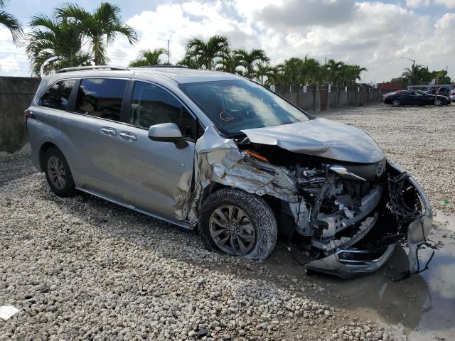 Photo 4 from auction – 2021 TOYOTA SIENNA XLE with VIN 5TDYRKEC3MS059652