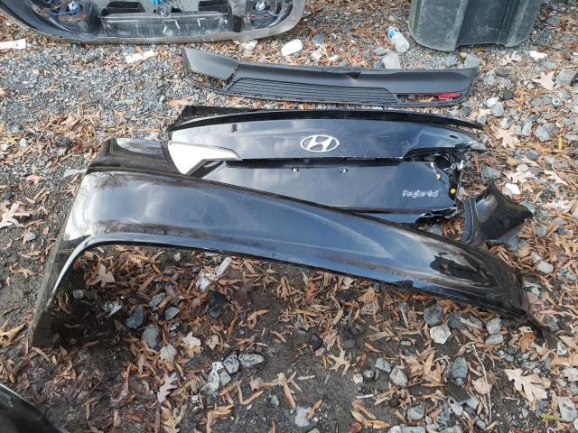 Photo 12 from auction – 2017 HYUNDAI SONATA HYB with VIN KMHE24L15HA044671