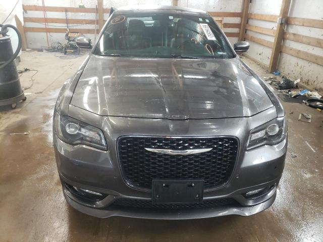 Photo 5 from auction – 2018 CHRYSLER 300 S with VIN 2C3CCABG7JH245030