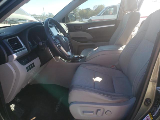 Photo 7 from auction – 2017 TOYOTA HIGHLANDER with VIN 5TDZZRFH4HS192742