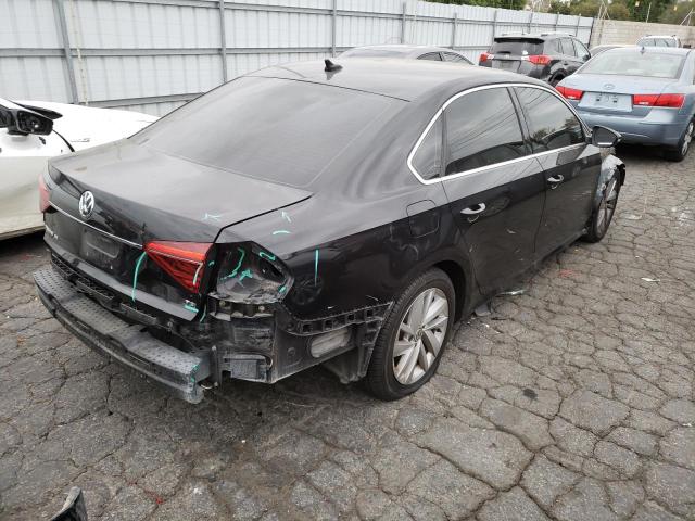 Photo 3 from auction – 2018 VOLKSWAGEN PASSAT SE with VIN 1VWBA7A36JC010262