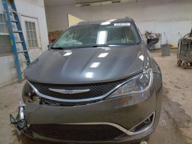 Photo 5 from auction – 2018 CHRYSLER PACIFICA T with VIN 2C4RC1EG7JR294515