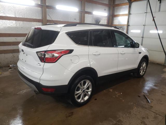 Photo 3 from auction – 2017 FORD ESCAPE SE with VIN 1FMCU9GD3HUB84851
