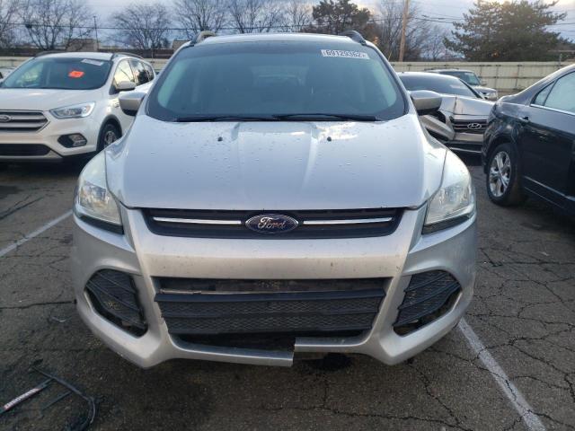 Photo 5 from auction – 2016 FORD ESCAPE SE with VIN 1FMCU9GX2GUB39909