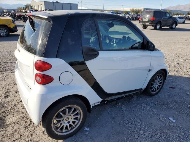 Photo 3 from auction – 2011 SMART FORTWO PUR with VIN WMEEJ3BA0BK492161
