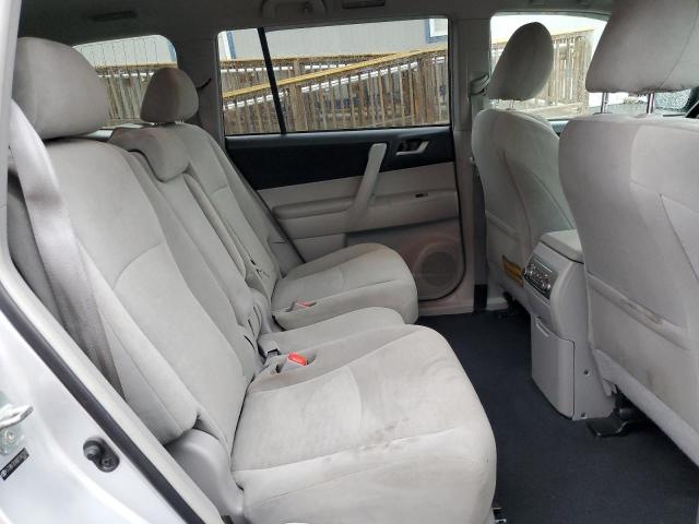 Photo 11 from auction – 2013 TOYOTA HIGHLANDER with VIN 5TDBK3EH0DS183292