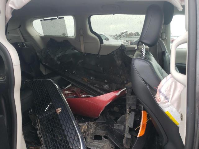 Photo 11 from auction – 2017 CHRYSLER PACIFICA T with VIN 2C4RC1BGXHR540701