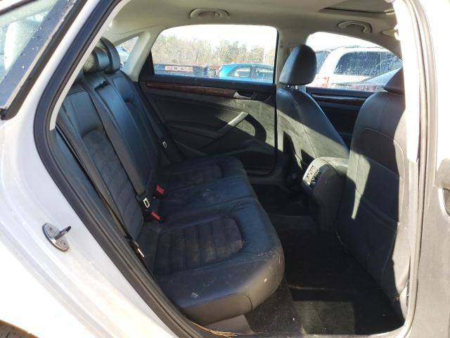Photo 10 from auction – 2013 VOLKSWAGEN PASSAT SEL with VIN 1VWCN7A30DC030357
