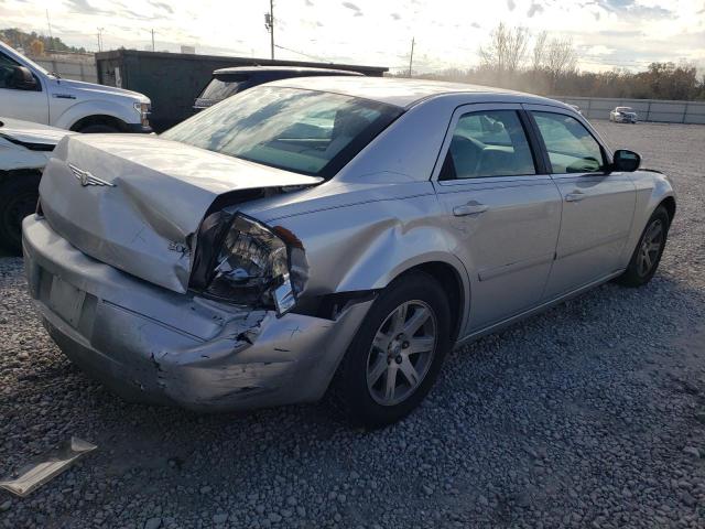 Photo 3 from auction – 2006 CHRYSLER 300 with VIN 2C3LA43R36H281487