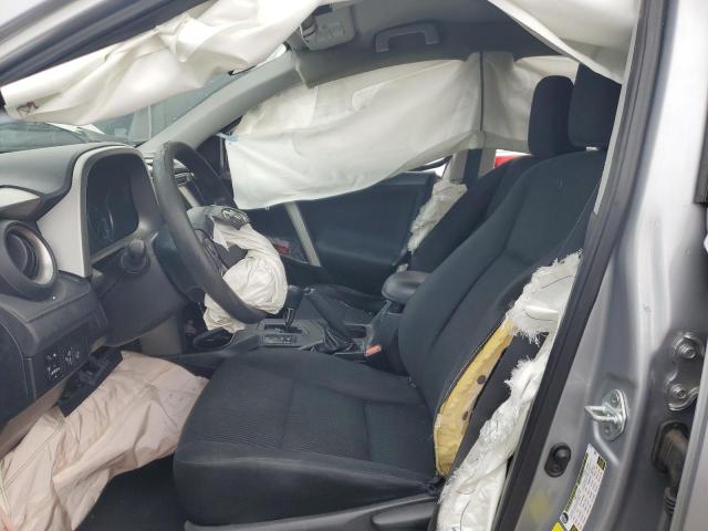 Photo 7 from auction – 2017 TOYOTA RAV4 LE with VIN 2T3ZFREV8HW330152