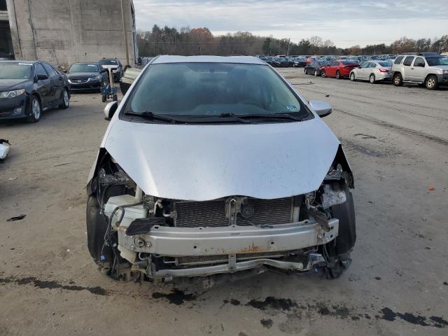 Photo 5 from auction – 2014 TOYOTA PRIUS C with VIN JTDKDTB35E1083657