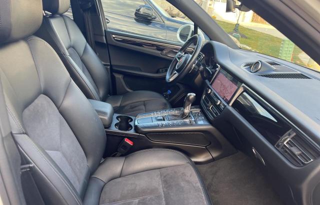 Photo 5 from auction – 2019 PORSCHE MACAN with VIN WP1AA2A54KLB00061