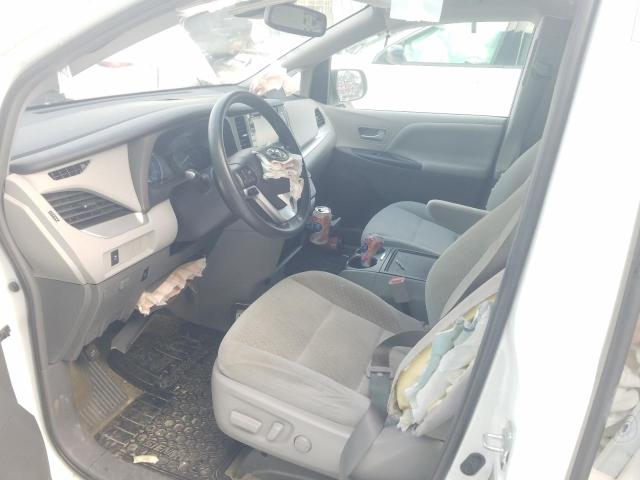 Photo 7 from auction – 2018 TOYOTA SIENNA LE with VIN 5TDJZ3DC5JS206042
