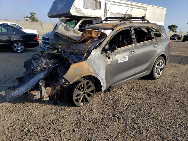 KIA SORENTO EX 2019 with VIN 5XYPH4A50KG465836 - Photo from auction