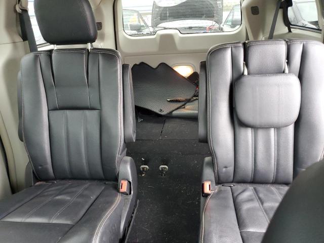 Photo 10 from auction – 2014 CHRYSLER TOWN & COU with VIN 2C4RC1BG4ER402387