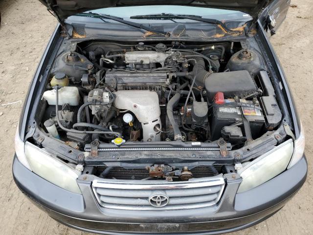 Photo 11 from auction – 2001 TOYOTA CAMRY CE with VIN JT2BG22K810598007
