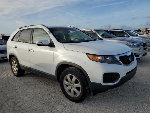 Photo 4 from auction – 2013 KIA SORENTO LX with VIN 5XYKT4A28DG403473