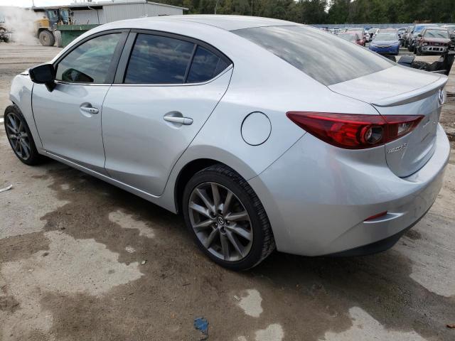 Photo 2 from auction – 2018 MAZDA 3 TOURING with VIN 3MZBN1V3XJM207123