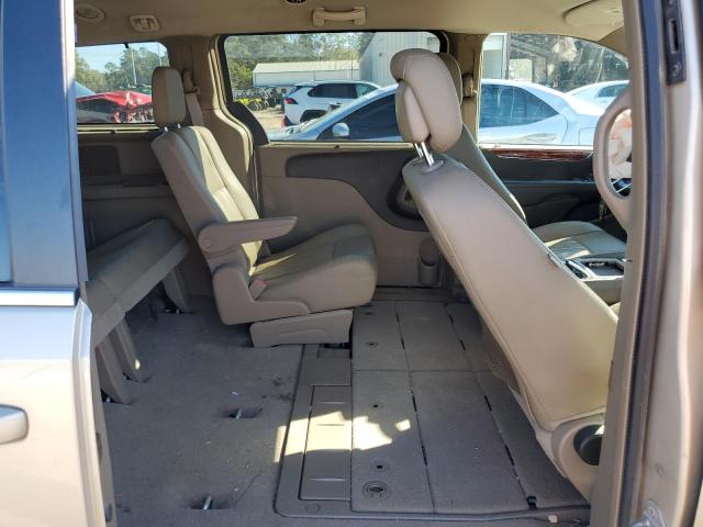 Photo 11 from auction – 2016 CHRYSLER TOWN & COU with VIN 2C4RC1BG2GR167751
