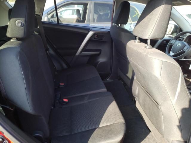 Photo 11 from auction – 2016 TOYOTA RAV4 LE with VIN JTMZFREV6GJ070007