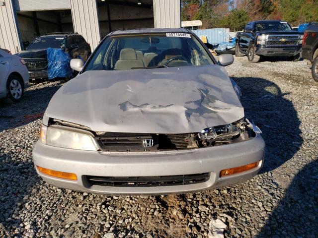 Photo 5 from auction – 1997 HONDA ACCORD SE with VIN 1HGCD5608VA081273