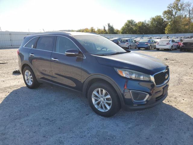 Photo 4 from auction – 2016 KIA SORENTO LX with VIN 5XYPG4A57GG094443