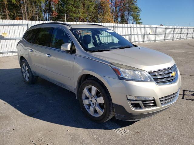 Photo 4 from auction – 2015 CHEVROLET TRAVERSE L with VIN 1GNKRJKD4FJ301448