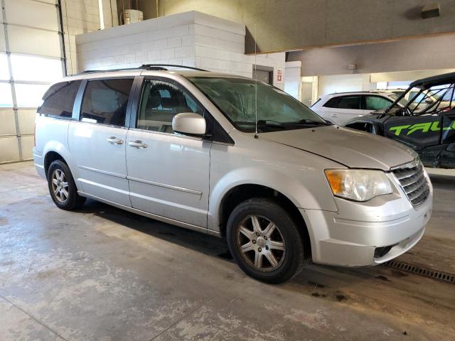 Photo 4 from auction – 2010 CHRYSLER TOWN & COU with VIN 2A4RR5D16AR206759