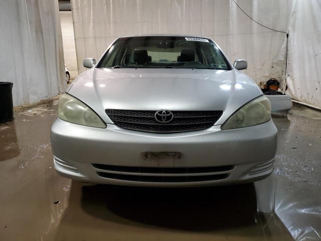 Photo 5 from auction – 2002 TOYOTA CAMRY LE with VIN 4T1BE32K92U045696