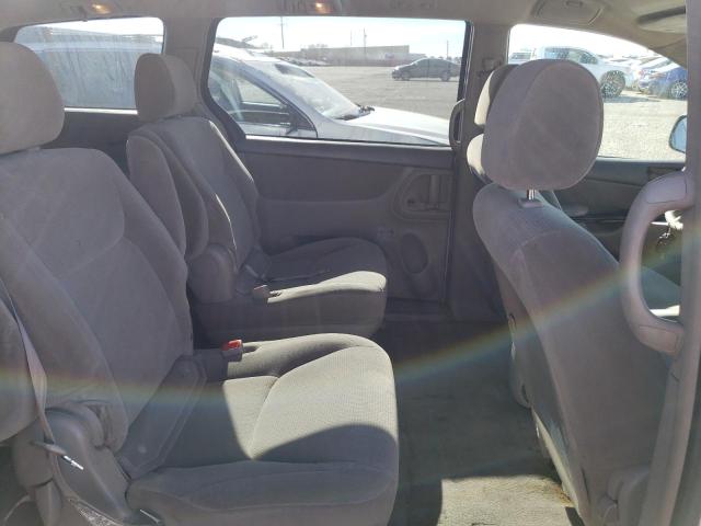 Photo 11 from auction – 2005 TOYOTA SIENNA CE with VIN 5TDZA23CX5S351508