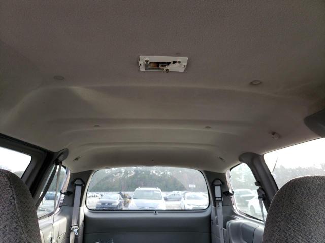 Photo 10 from auction – 1998 FORD WINDSTAR W with VIN 2FMDA51U7WBA89632