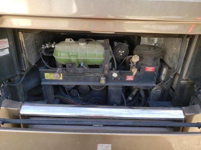Photo 7 from auction – 2004 FREIGHTLINER X LINE MOT with VIN 4UZAAHBS34CM58565