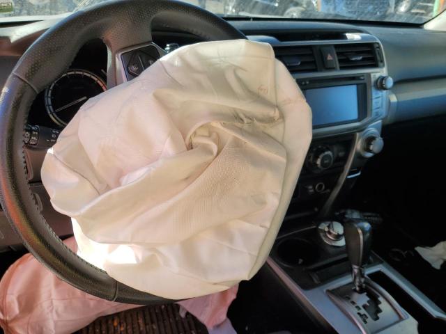 Photo 8 from auction – 2017 TOYOTA 4RUNNER SR with VIN JTEBU5JR1H5436325