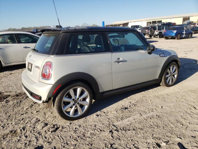 Photo 3 from auction – 2011 MINI COOPER S with VIN WMWSV3C50BTY21746