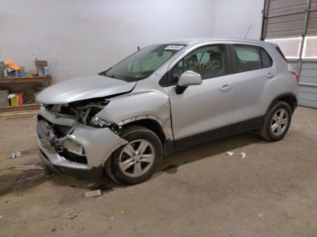 CHEVROLET TRAX LS 2017 with VIN KL7CJNSB6HB153646 - Photo from auction