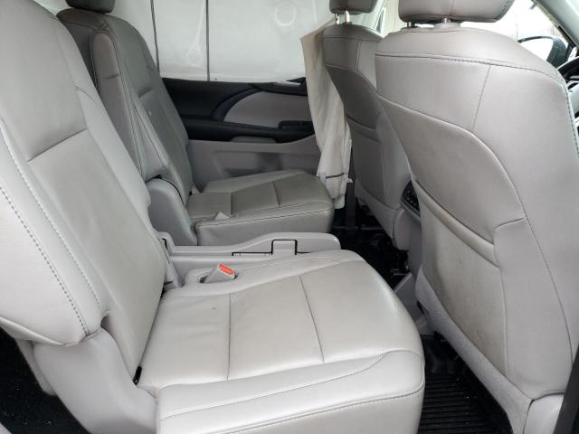 Photo 11 from auction – 2019 TOYOTA HIGHLANDER with VIN 5TDJZRFHXKS720207
