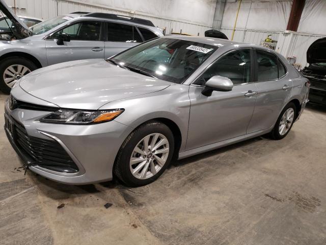 Photo 1 from auction – 2022 TOYOTA CAMRY LE with VIN 4T1C11AK7NU651363