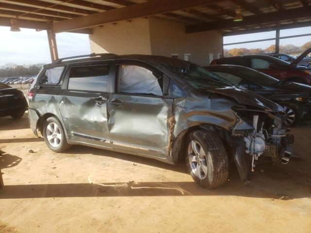 Photo 4 from auction – 2014 TOYOTA SIENNA LE with VIN 5TDKK3DC0ES462412